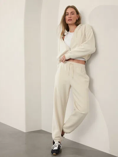 Athleta Easy Fleece Mid Rise Jogger In Bone