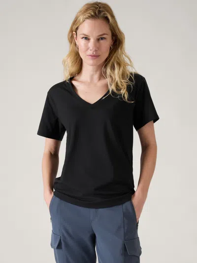 Athleta Essential V-neck Tee In Black