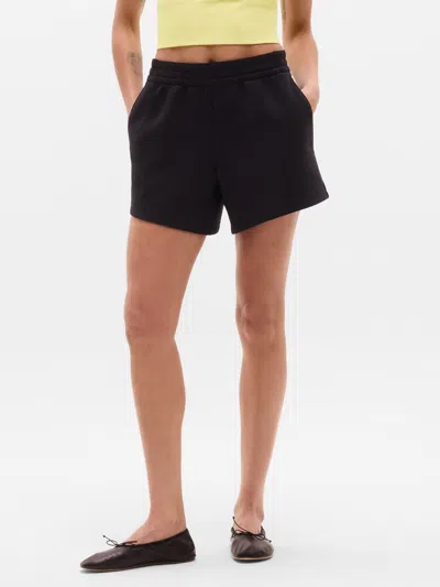Athleta Form Knit Mid Rise 6" Short In Black