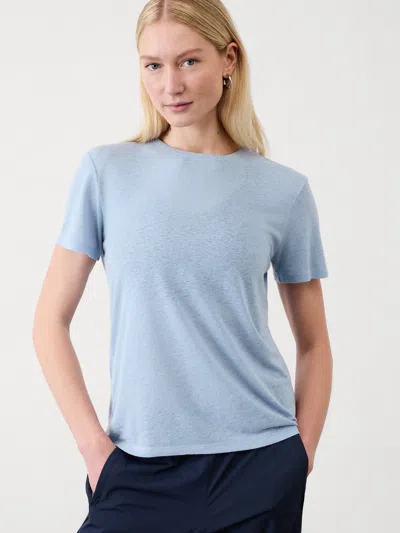 Athleta Getaway Linen Blend Tee In Heron Blue