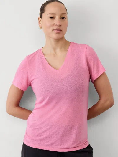 Athleta Getaway Linen Blend V-neck Tee In Raphanus Pink