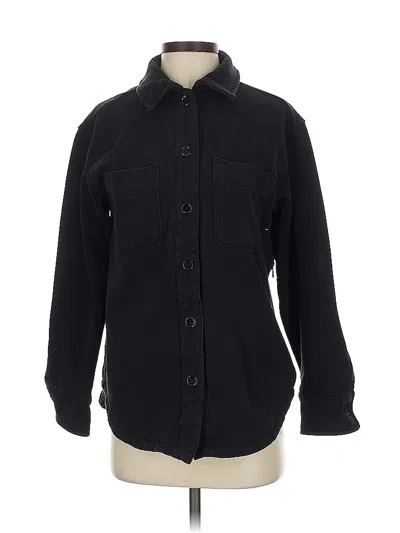 Pre-owned Athleta Long Sleeve Button Down Shirt In Black
