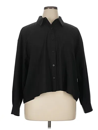 Pre-owned Athleta Long Sleeve Button Down Shirt In Black