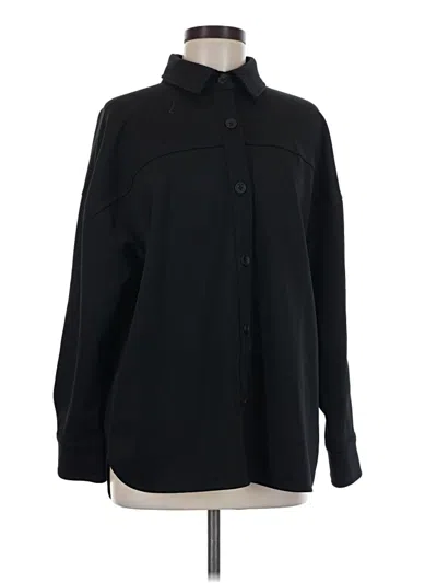 Pre-owned Athleta Long Sleeve Button Down Shirt In Black