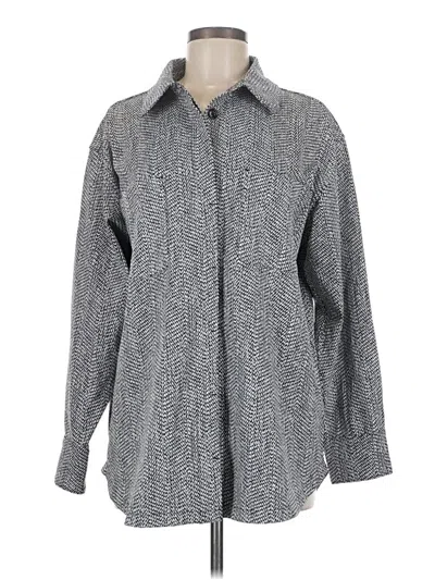 Pre-owned Athleta Long Sleeve Button Down Shirt In Gray