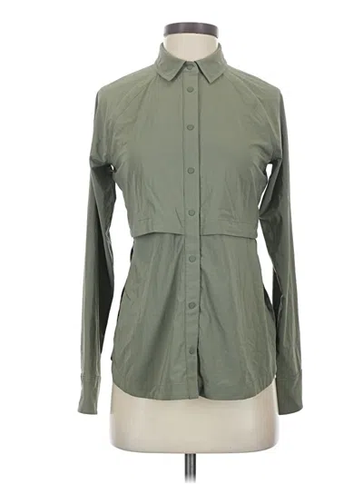 Pre-owned Athleta Long Sleeve Button Down Shirt In Green