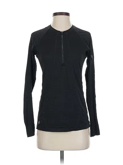 Pre-owned Athleta Long Sleeve T-shirt In Black