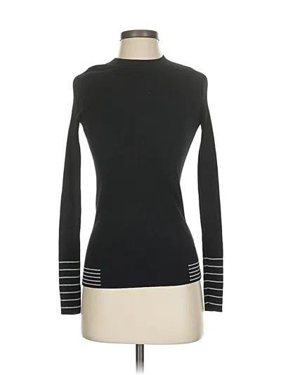 Pre-owned Athleta Long Sleeve T-shirt In Black