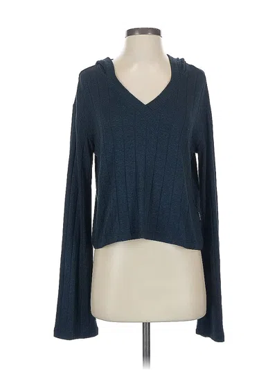 Pre-owned Athleta Long Sleeve T-shirt In Blue