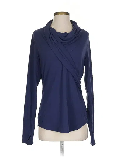 Pre-owned Athleta Long Sleeve T-shirt In Blue