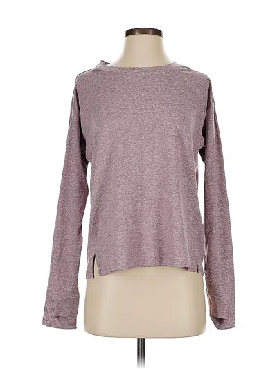 Pre-owned Athleta Long Sleeve T-shirt In Burgundy