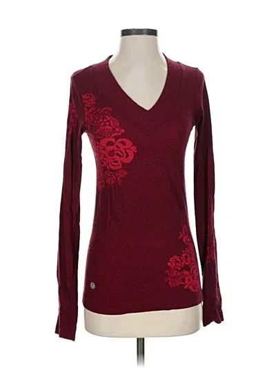 Pre-owned Athleta Long Sleeve T-shirt In Burgundy