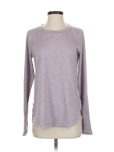 Pre-owned Athleta Long Sleeve T-shirt In Gray