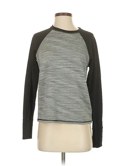 Pre-owned Athleta Long Sleeve T-shirt In Gray