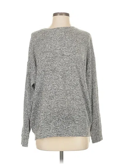 Pre-owned Athleta Long Sleeve T-shirt In Gray