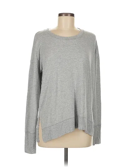 Pre-owned Athleta Long Sleeve T-shirt In Gray