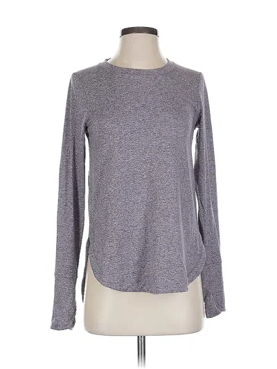 Pre-owned Athleta Long Sleeve T-shirt In Gray