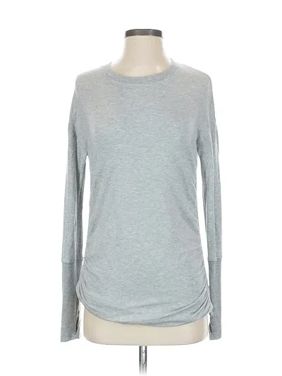Pre-owned Athleta Long Sleeve T-shirt In Gray