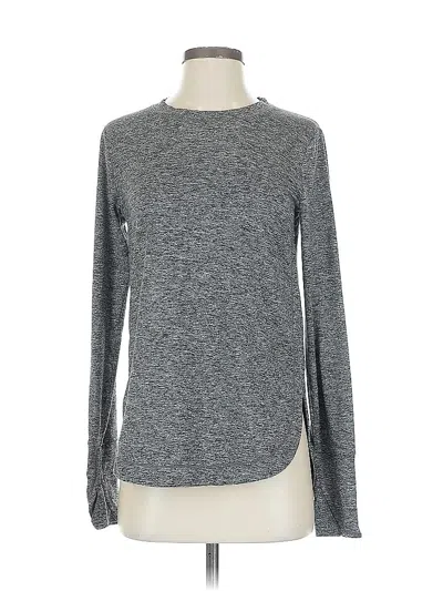 Pre-owned Athleta Long Sleeve T-shirt In Gray