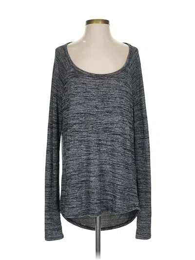 Pre-owned Athleta Long Sleeve T-shirt In Gray