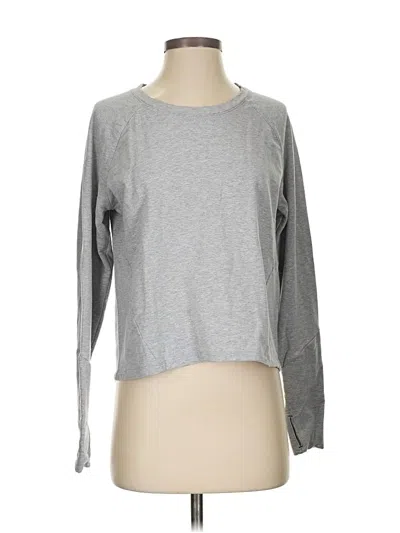 Pre-owned Athleta Long Sleeve T-shirt In Gray