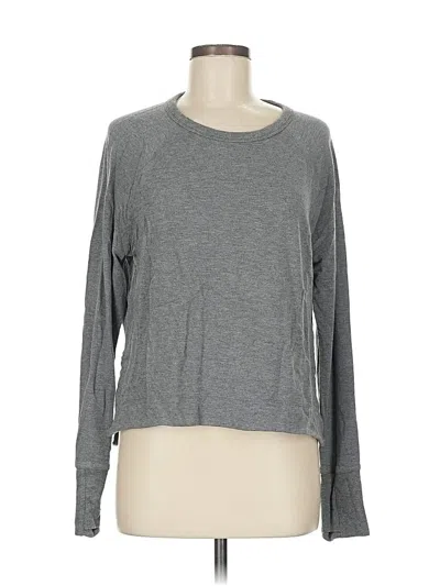 Pre-owned Athleta Long Sleeve T-shirt In Gray