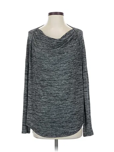 Pre-owned Athleta Long Sleeve T-shirt In Gray