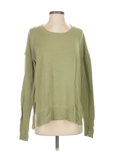 Pre-owned Athleta Long Sleeve T-shirt In Green