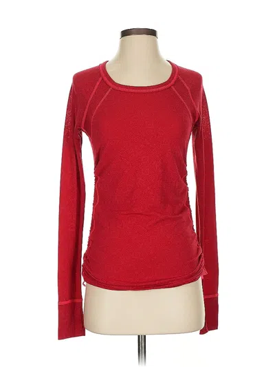 Pre-owned Athleta Long Sleeve T-shirt In Red