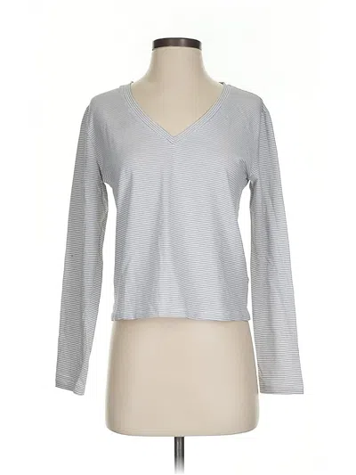 Pre-owned Athleta Long Sleeve T-shirt In Silver