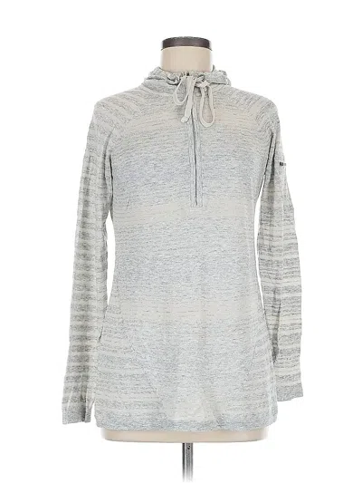 Pre-owned Athleta Long Sleeve T-shirt In Silver