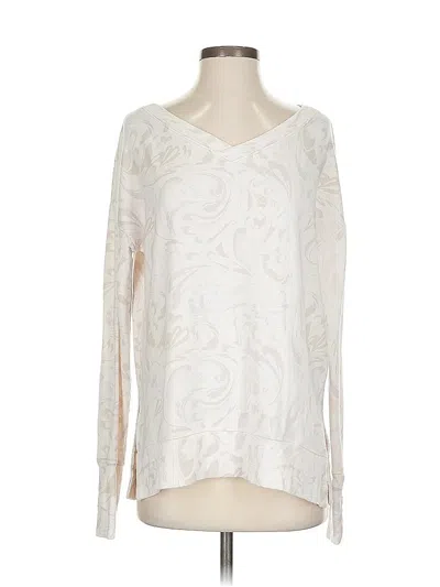 Pre-owned Athleta Long Sleeve T-shirt In White