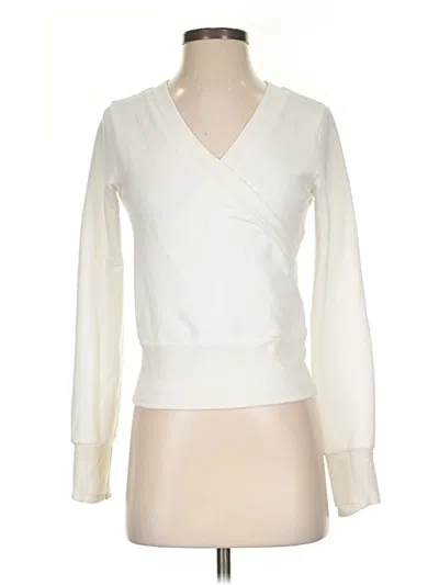 Pre-owned Athleta Long Sleeve Top Ivory V-neck Tops In White
