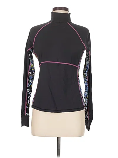 Pre-owned Athleta Long Sleeve T-shirt In Black