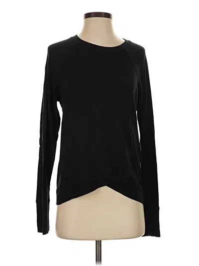 Pre-owned Athleta Long Sleeve T-shirt In Black