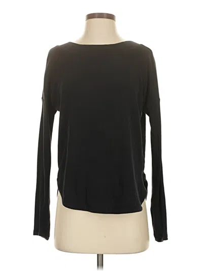 Pre-owned Athleta Long Sleeve T-shirt In Black
