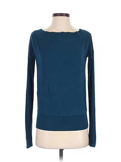 Pre-owned Athleta Long Sleeve T-shirt In Blue