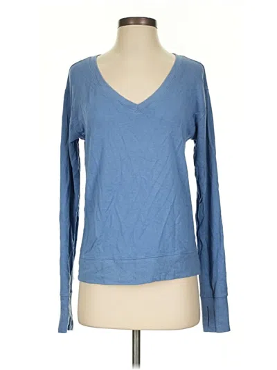 Pre-owned Athleta Long Sleeve T-shirt In Blue