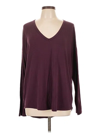 Pre-owned Athleta Long Sleeve T-shirt In Burgundy