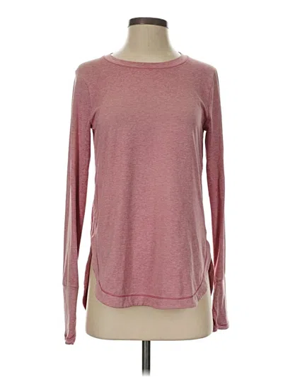 Pre-owned Athleta Long Sleeve T-shirt In Burgundy