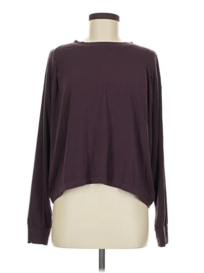 Pre-owned Athleta Long Sleeve T-shirt In Burgundy