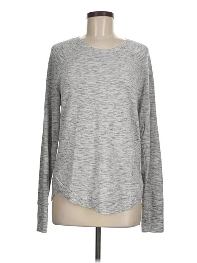 Pre-owned Athleta Long Sleeve T-shirt In Gray