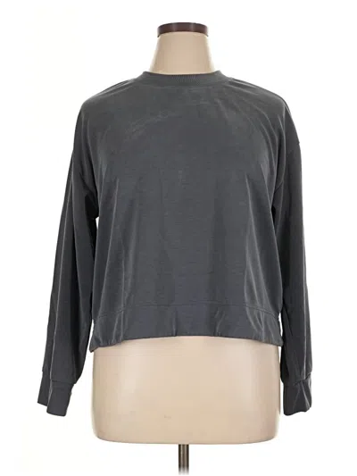 Pre-owned Athleta Long Sleeve T-shirt In Gray