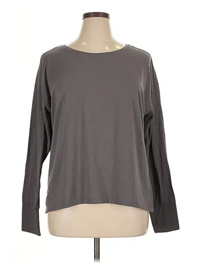 Pre-owned Athleta Long Sleeve T-shirt In Gray