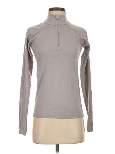 Pre-owned Athleta Long Sleeve T-shirt In Gray