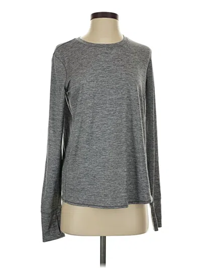 Pre-owned Athleta Long Sleeve T-shirt In Gray