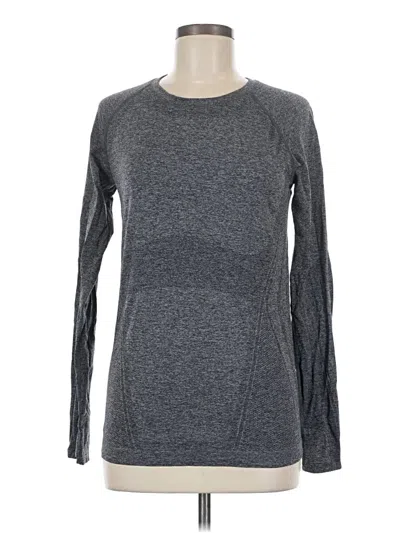 Pre-owned Athleta Long Sleeve T-shirt In Gray