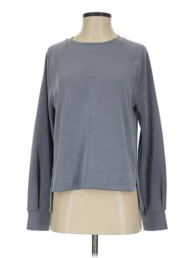 Pre-owned Athleta Long Sleeve T-shirt In Gray