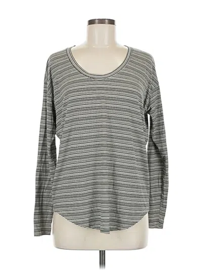 Pre-owned Athleta Long Sleeve T-shirt In Gray