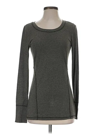 Pre-owned Athleta Long Sleeve T-shirt In Gray